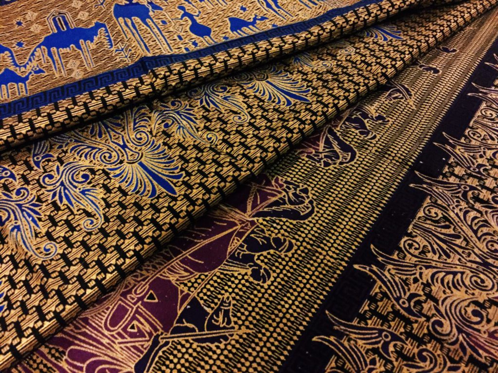 De afgedongen Sarongs