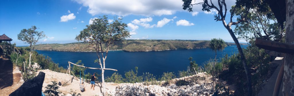 Nusa Ceningan Cliffs